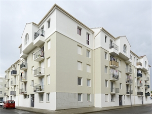 t3 à la vente -   84700  SORGUES, surface 60 m2 vente t3 - UBI444517847